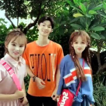 00后小姐姐五选一大全,00后小姐姐的五选一心动瞬间大盘点